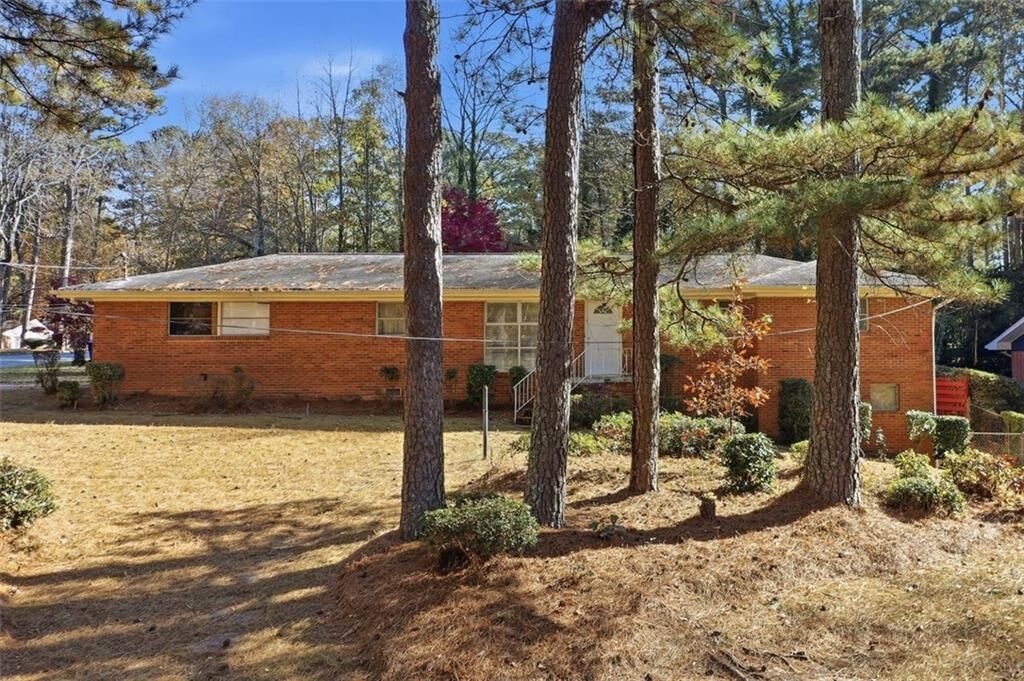 Property Photo:  448 Thackery SW  GA 30311 
