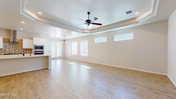 Property Photo: 13725 Olney Avenue TX 79928