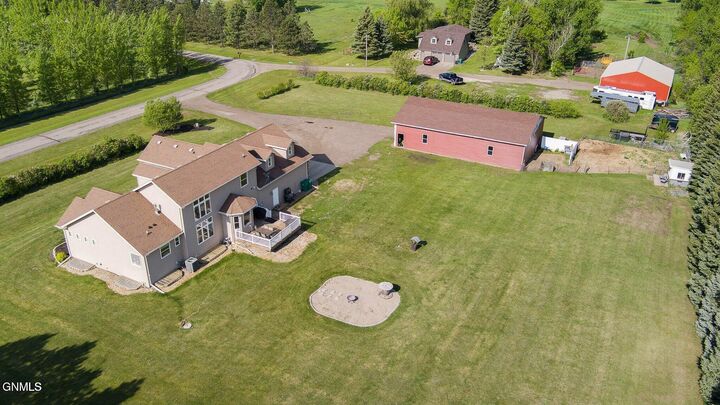 Property Photo:  6160 Sky Lane  ND 58503 