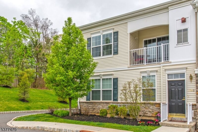 Property Photo: 1103 Meadow Brook Ct NJ 07981