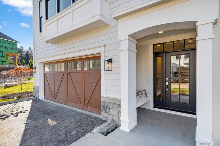 Property Photo:  1801 Soundview Court  NY 10598 