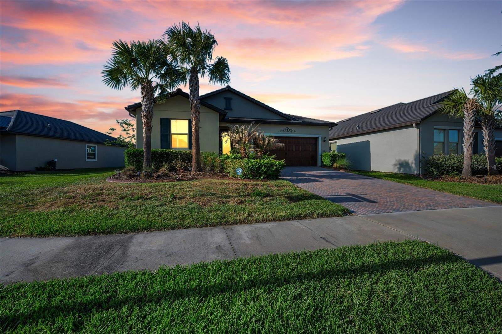 Property Photo:  31763 Cabana Rye Avenue  FL 33576 