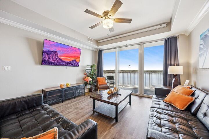 Property Photo:  13427 Blue Heron Beach Drive 804  FL 32821 