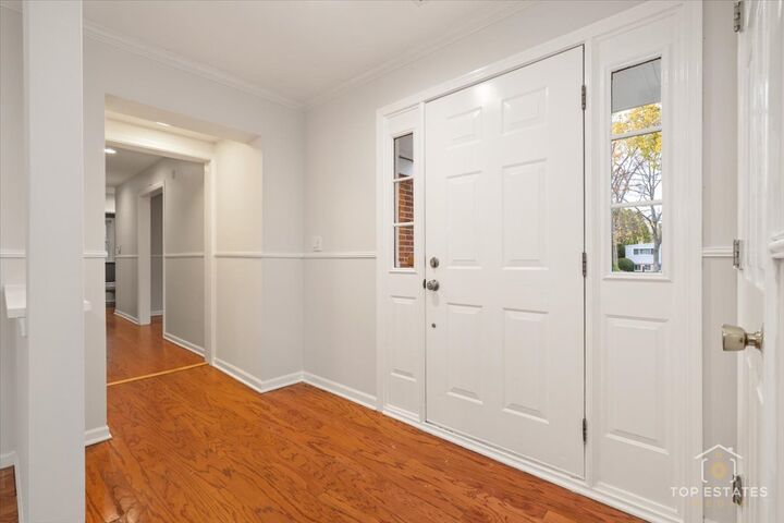 Property Photo:  1460 Ferndale Avenue  IL 60035 