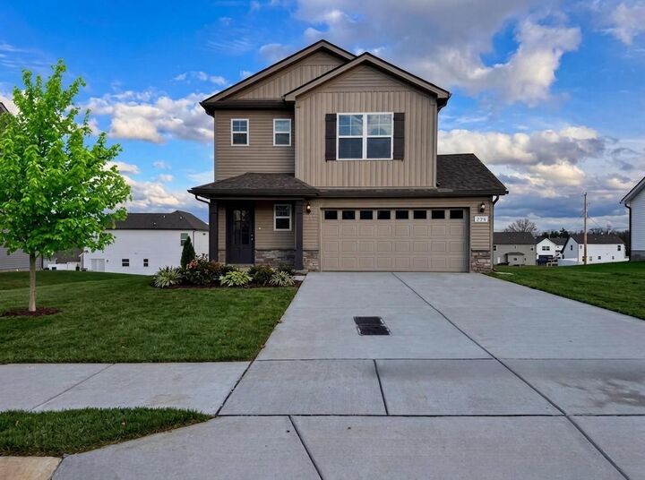 Property Photo:  225 Republic St  TN 37160 