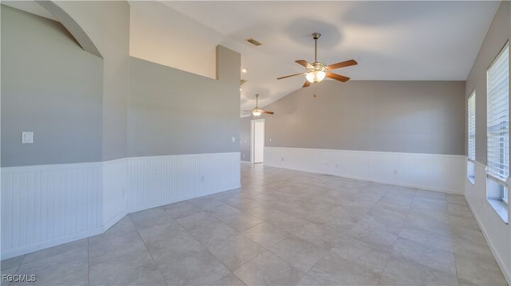 Property Photo:  2931 SW 4th Place  FL 33914 