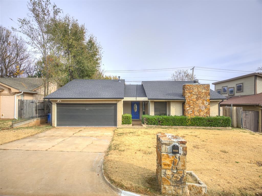 Property Photo:  9908 Southridge Drive  OK 73159 