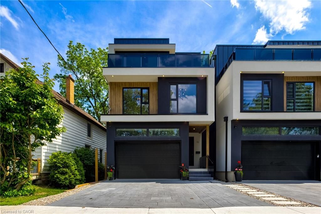 Property Photo: 93 Oak Street ON N1R 4L3