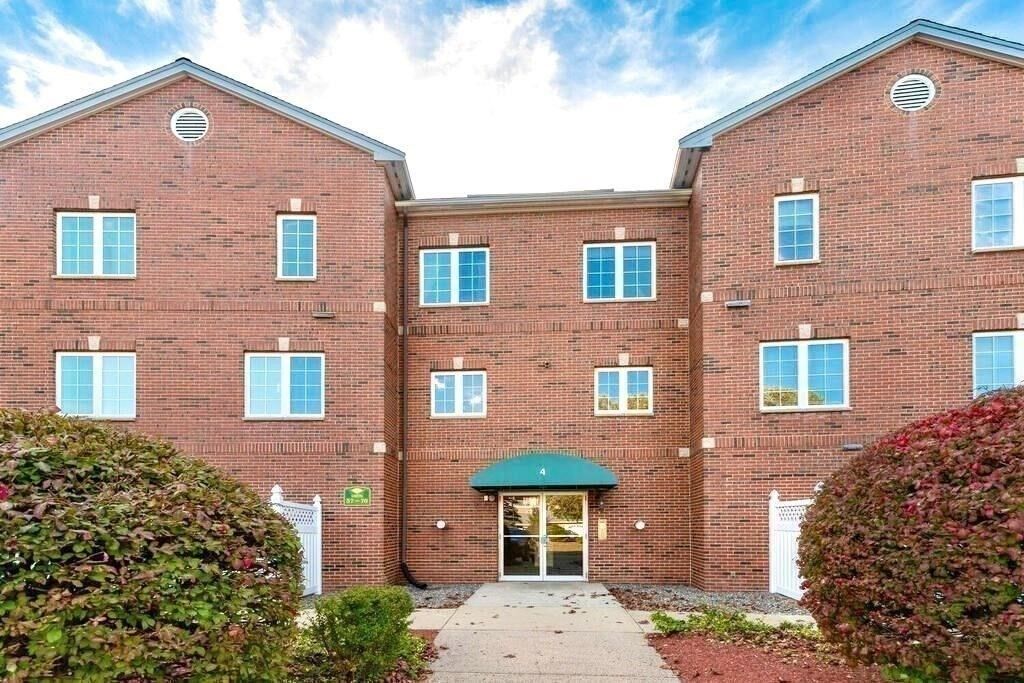 Property Photo:  7 Conant Road 67  MA 01890 