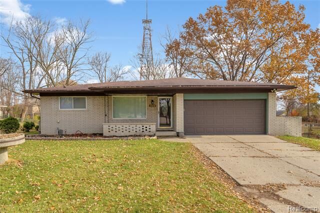 Property Photo:  25150 Briarbank Avenue  MI 48033 