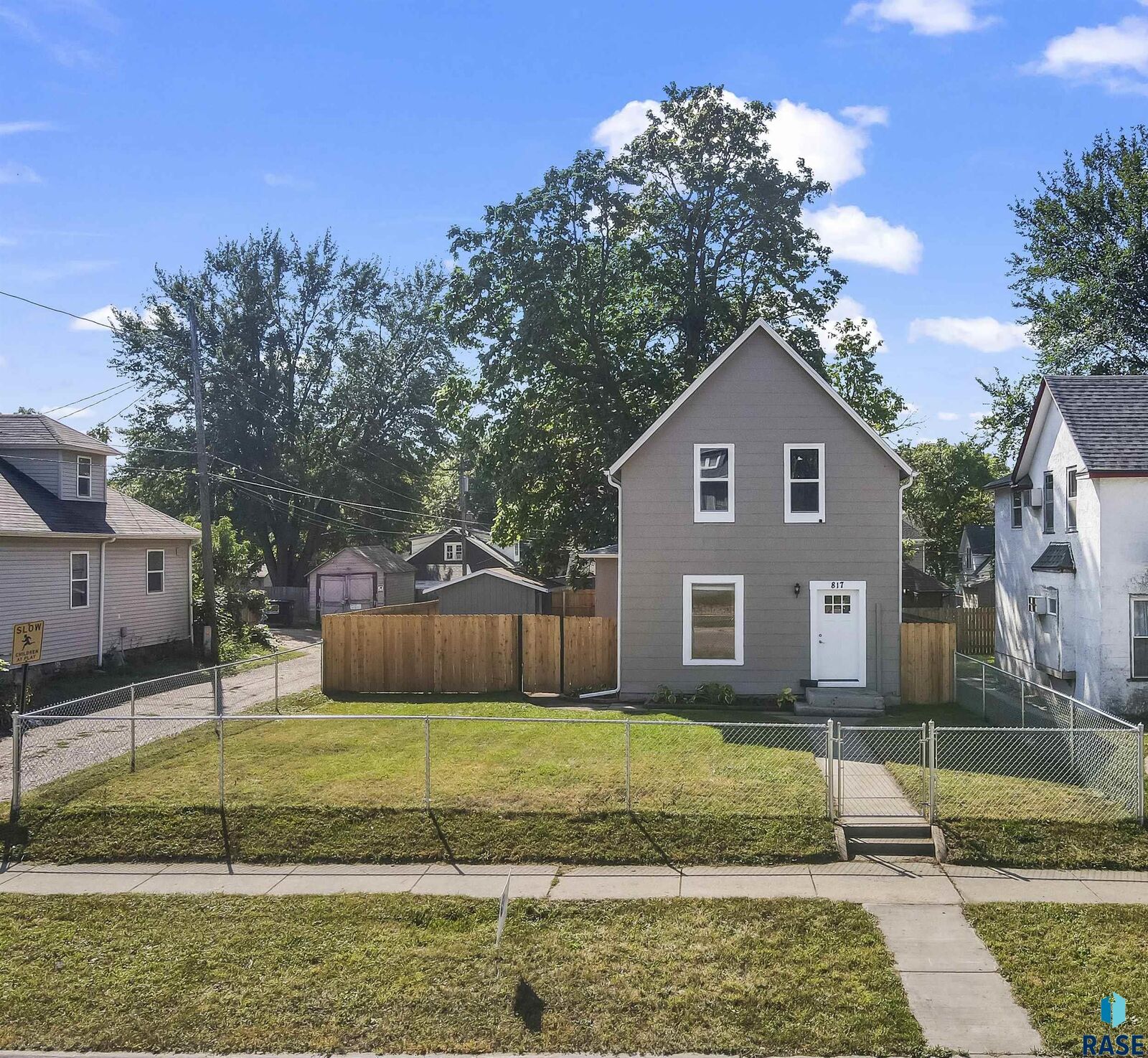 Property Photo:  817 W 12th St  SD 57104 