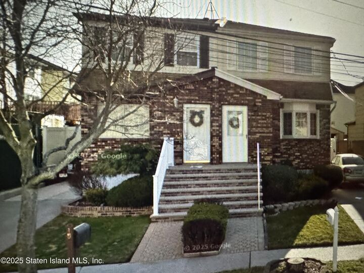 11 Ironwood Street  Staten Island NY 10308 photo