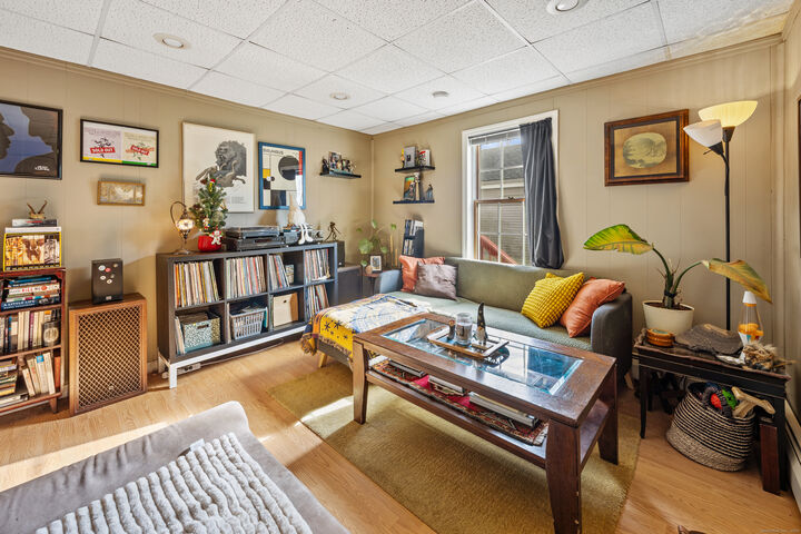 Property Photo:  15 Woodside Lane  CT 06786 