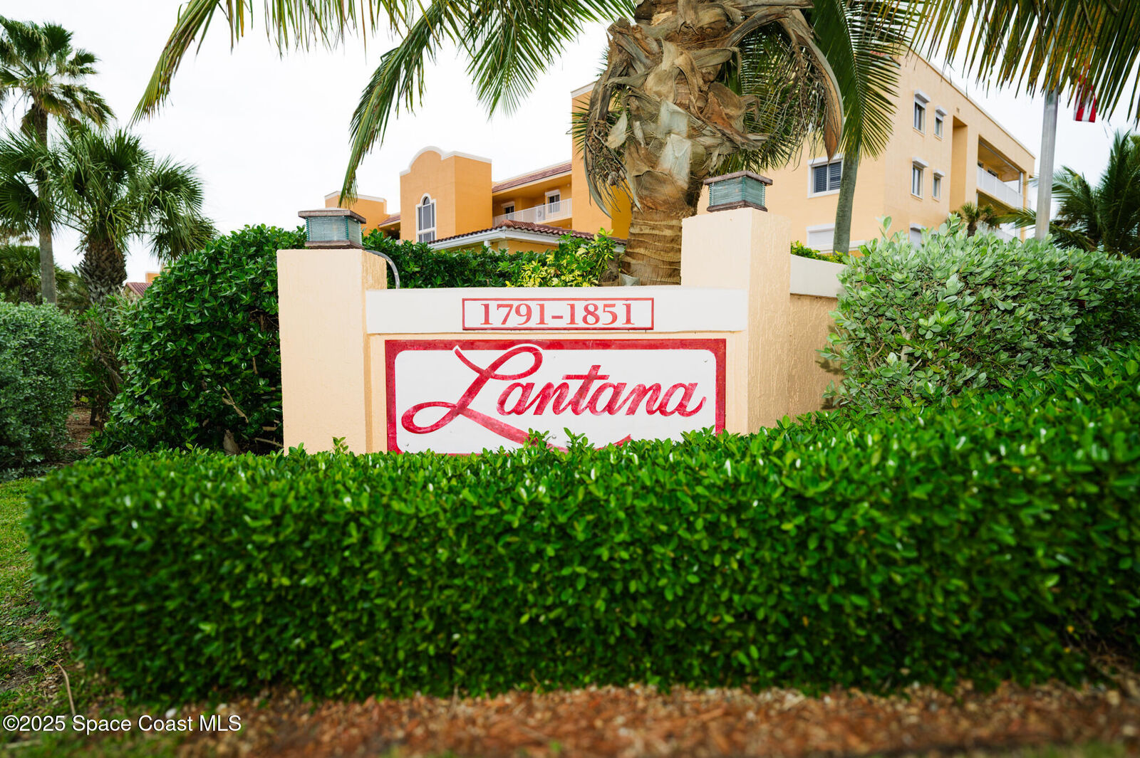 Property Photo:  1791 Hwy A1a  Apt  FL 32937 