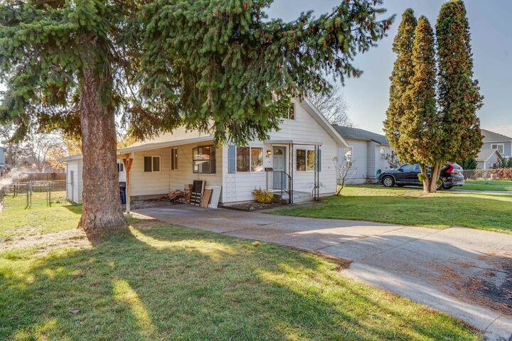 Property Photo: 40 E Courtland Ave WA 99207