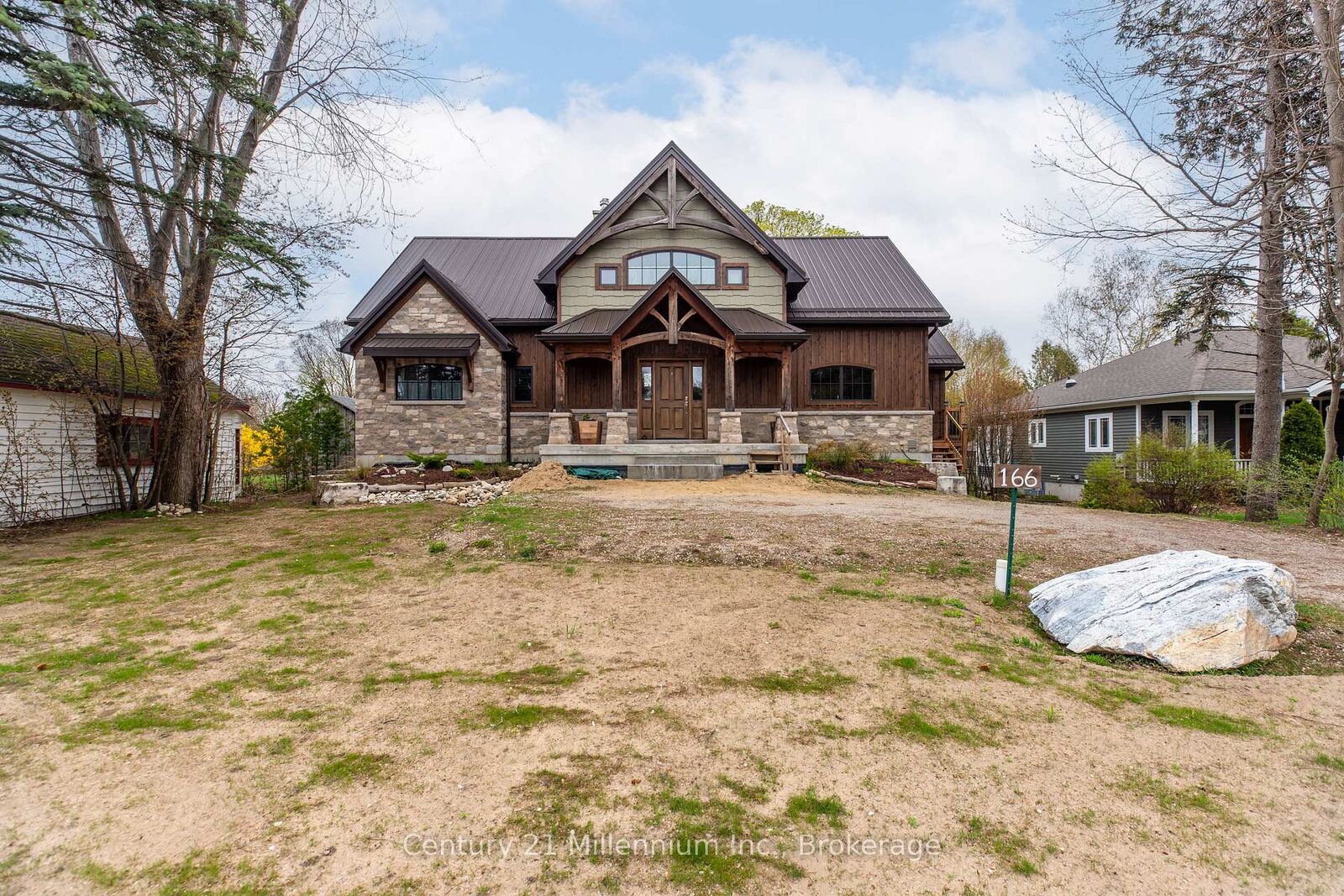 Property Photo:  166 Clarendon Street  ON N0H 2L0 