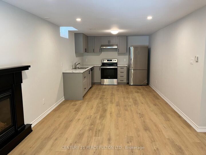 Photo de la propriété: 445 Prestwick Drive Bsmt ON L1J 7R2