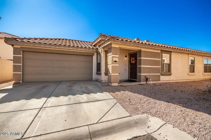 Property Photo:  3436 S Chaparral Road  AZ 85119 