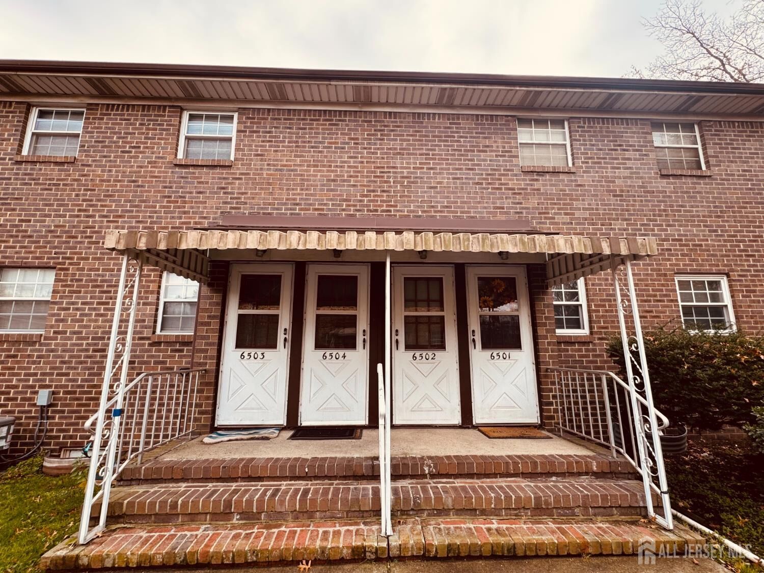 Property Photo:  6501 Avenue C  NJ 08837 