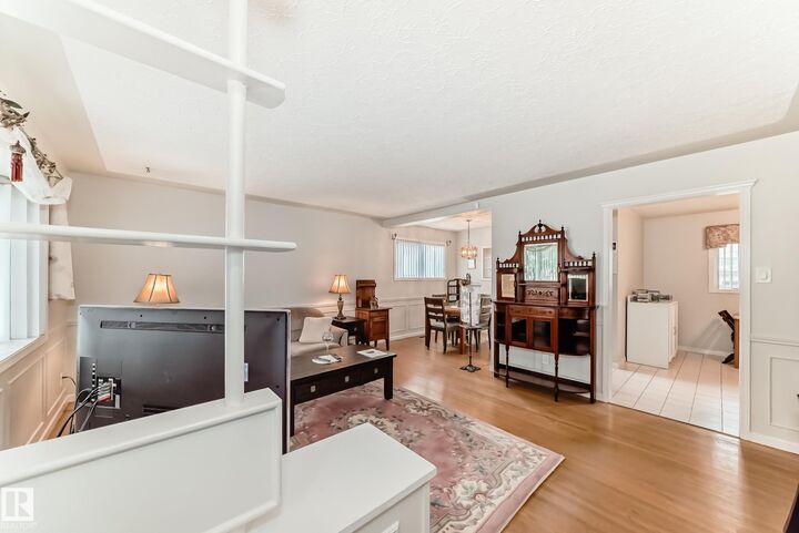 Property Photo:  8602 158 Street NW  AB T5R 2C4 