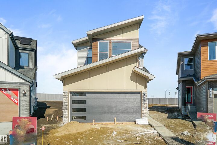 Property Photo:  17635 46 Street NW  AB T5Y 4B7 