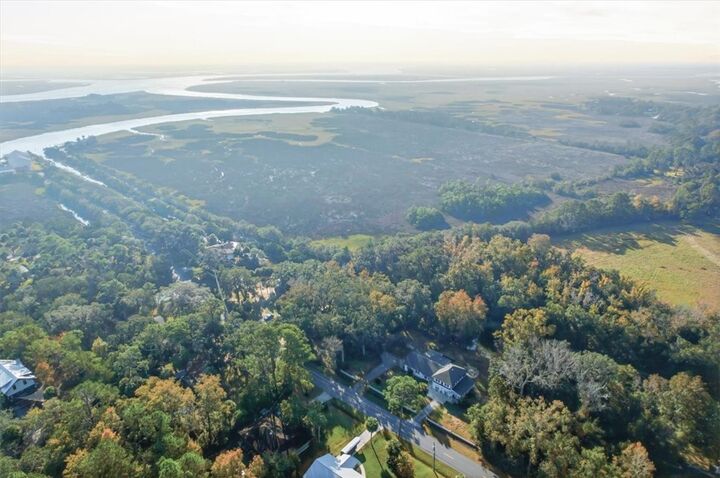 Property Photo:  230 Yacht Road  GA 31525 