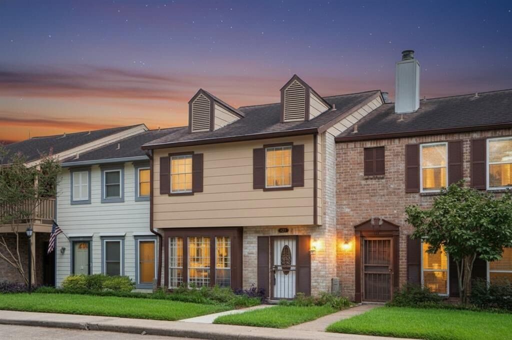 Property Photo:  5801 Lumberdale Road 127  TX 77092 