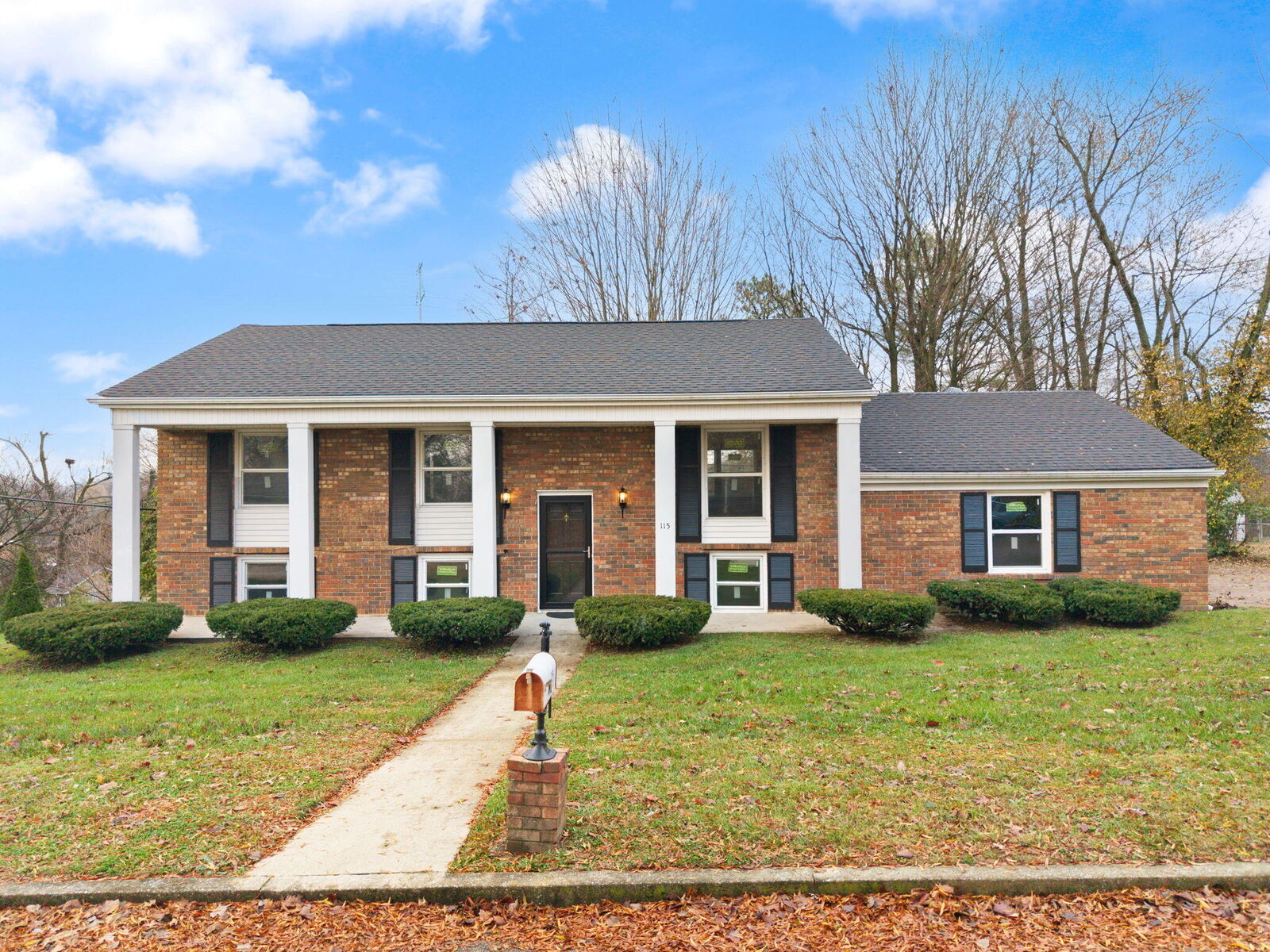 Property Photo:  115 Millstone Drive  KY 40475 