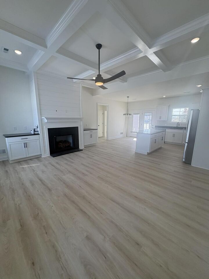 Property Photo:  551 Chickasaw Drive  KY 40475 