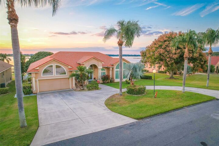 Property Photo:  116 Raintree Court  FL 33823 