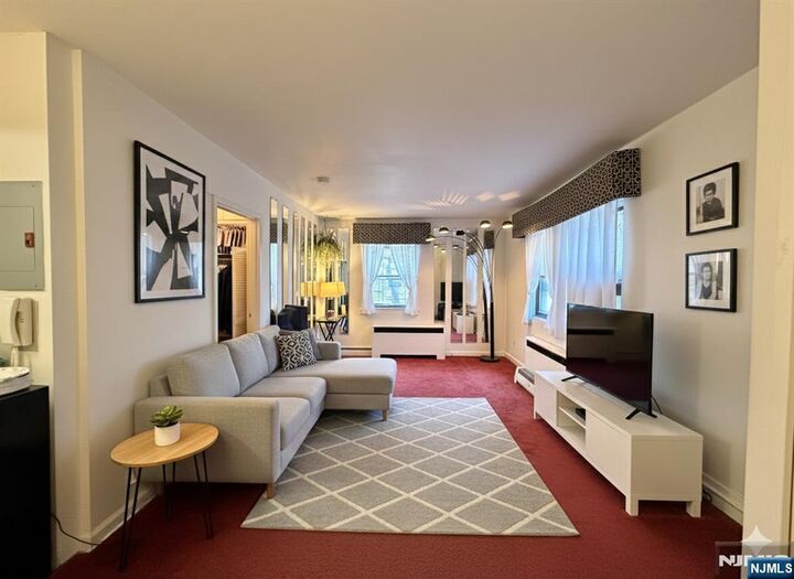 Property Photo:  3051 Edwin 3J  NJ 07024 