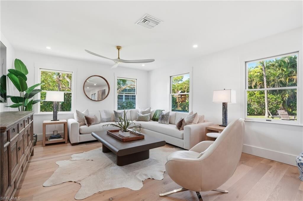 Property Photo:  6260 Waxmyrtle Way  FL 34109 