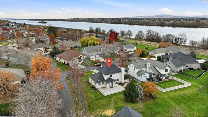 Property Photo:  7 Buttercup Ct  WA 99301 