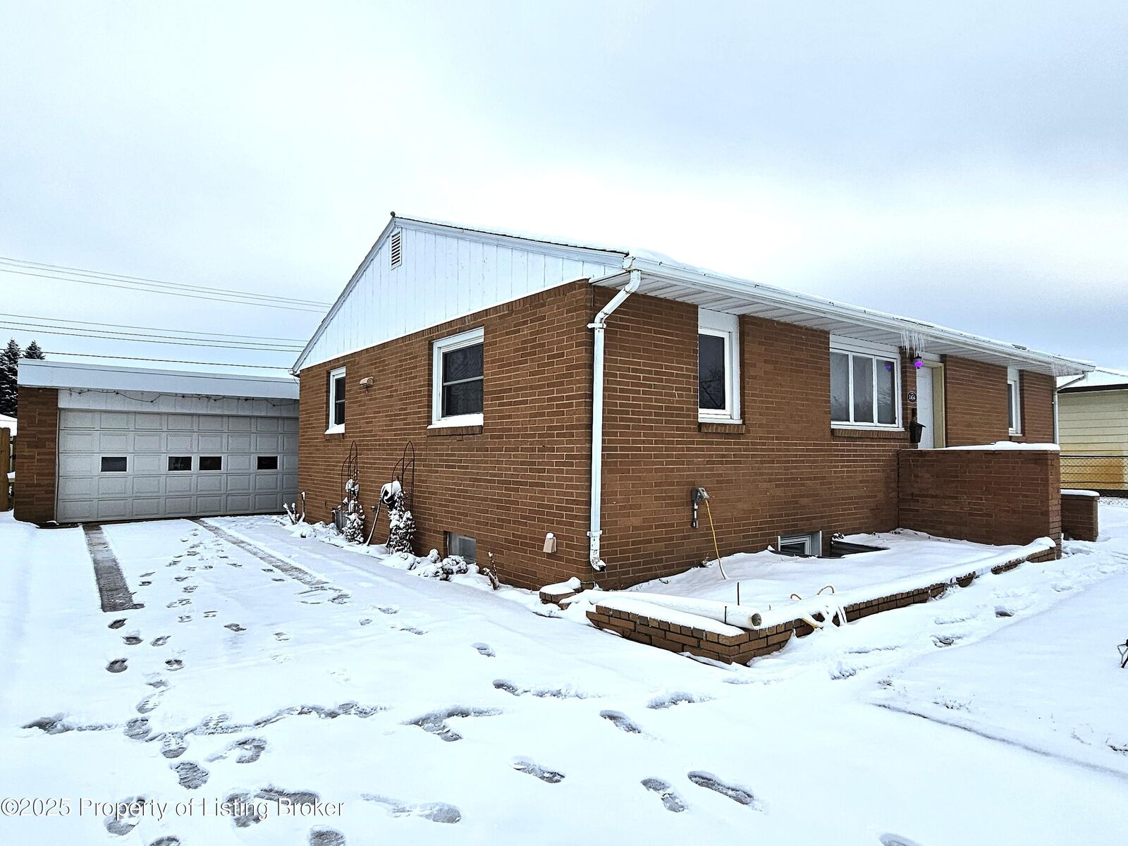Property Photo:  1454 2nd Street S  ND 58601 