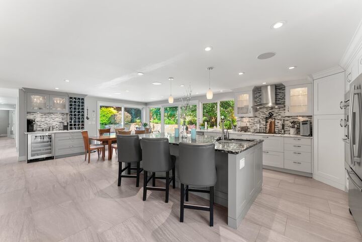 Property Photo:  1110 Pacific Drive  BC V4M 2K5 