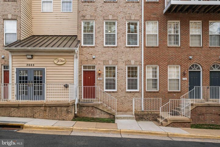 Property Photo:  2665 Manhattan Place 109  VA 22180 