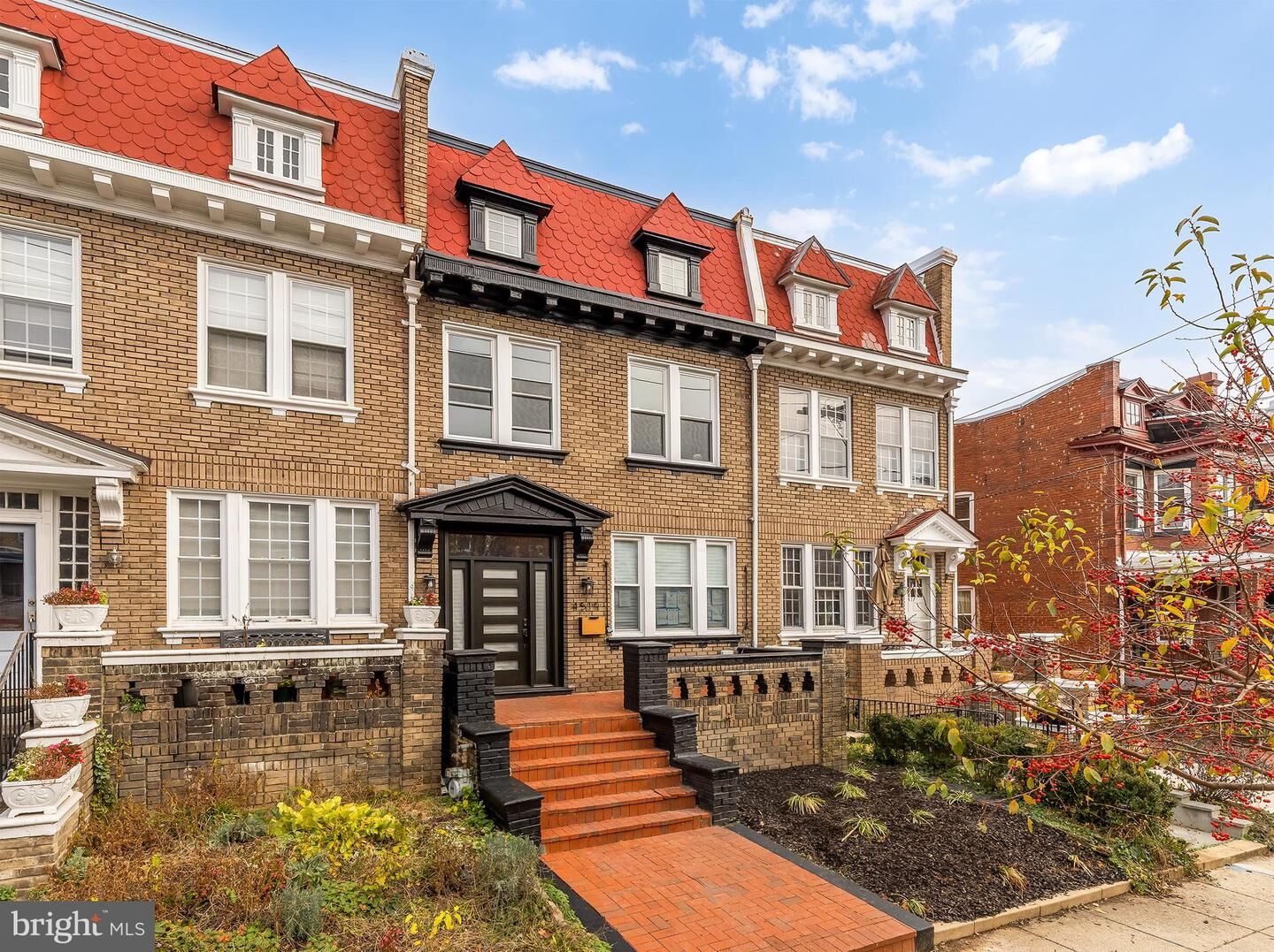 Property Photo:  4519 15th Street NW  DC 20011 