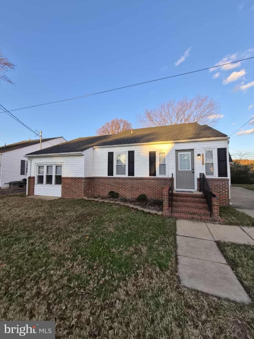Property Photo: 17268 Larimer Street MD 20674