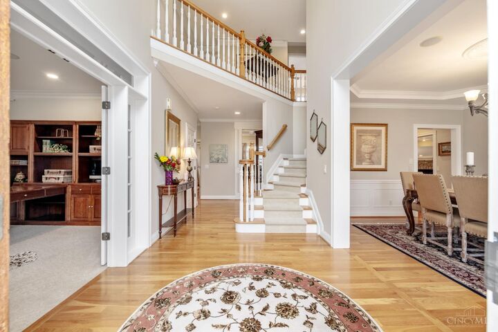 Property Photo:  5760 Kugler Mill Road  OH 45236 