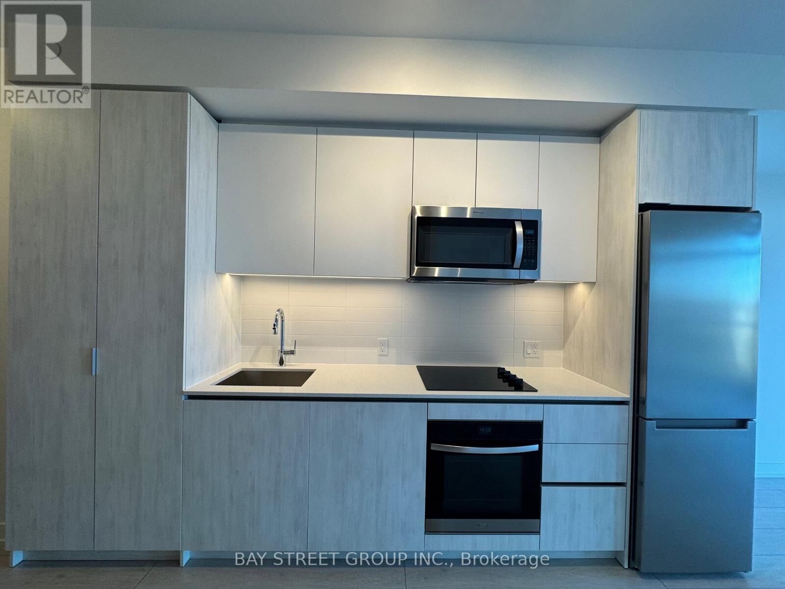 Property Photo:  5858 Yonge Street 526  ON M2M 0C6 