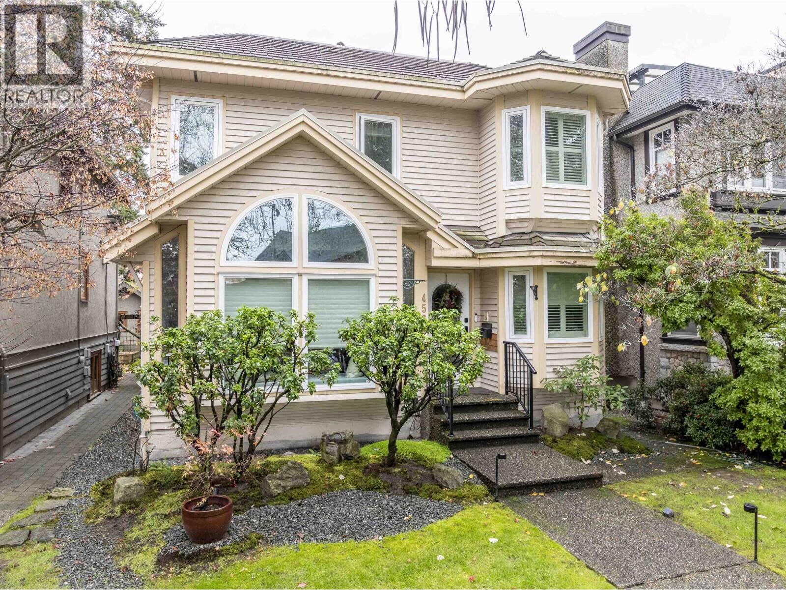 Property Photo:  4560 West 7th Avenue  BC V6R 1X3 