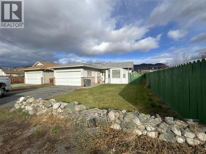 2313 Clapperton Avenue — photo 1