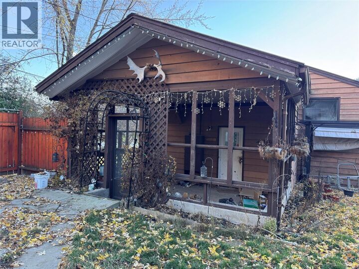 Property Photo: 1042 Vine Street BC V1N 4V8