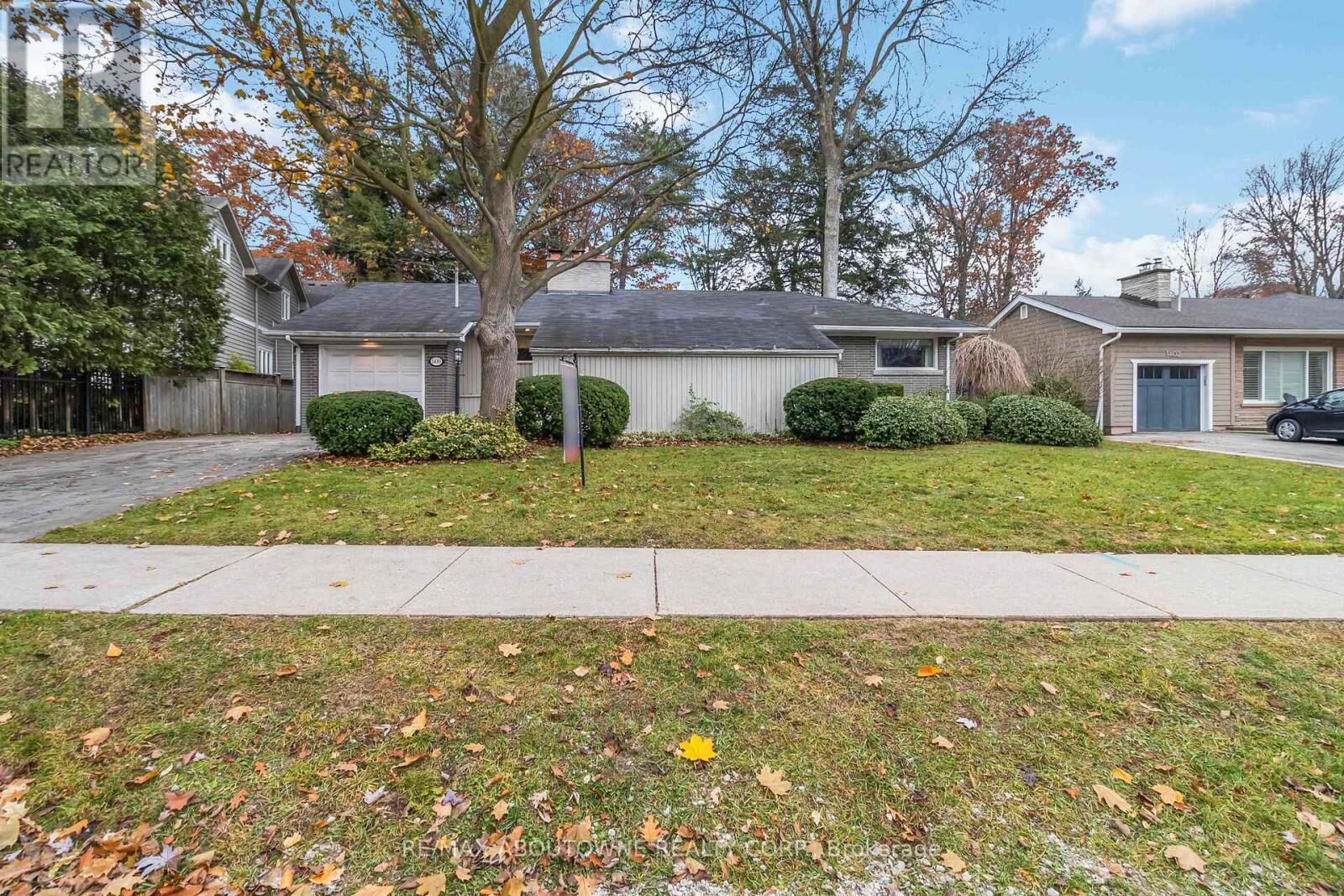 Property Photo: 1410 Devon Road ON L6J 2M1