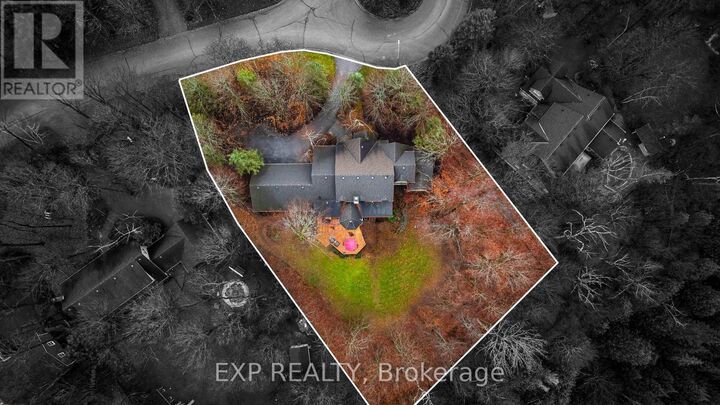 Property Photo:  7 Ironwood Court  ON L9W 4A8 