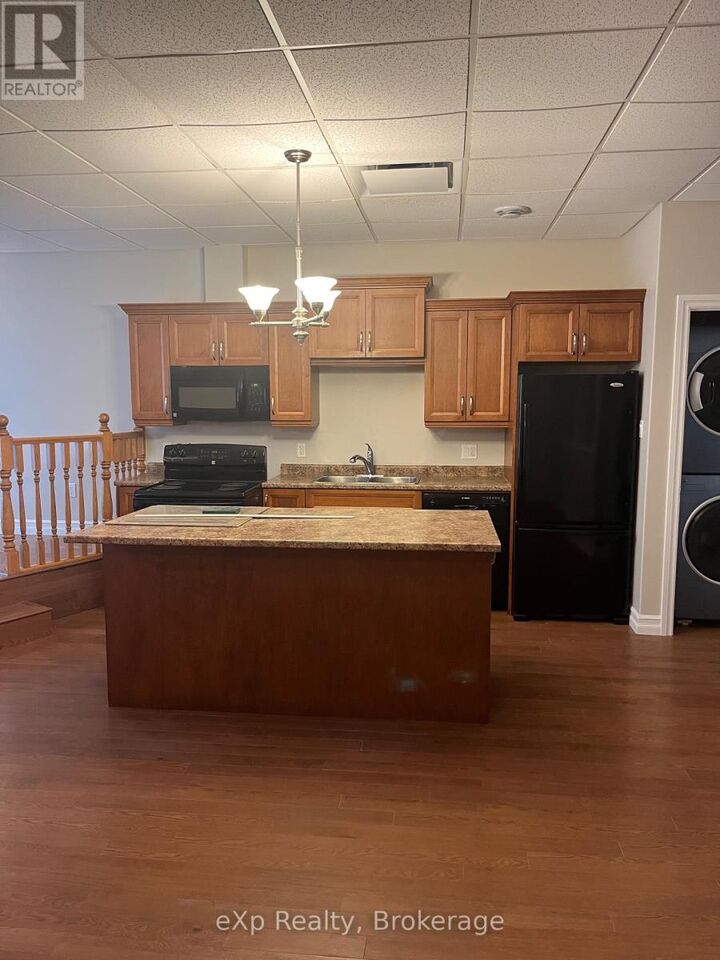 807 Queen Street 2  Kincardine ON N2Z 2Y2 photo