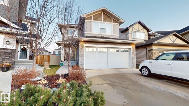 8031 Evans Crescent NW  Edmonton AB T6M 0T7 photo