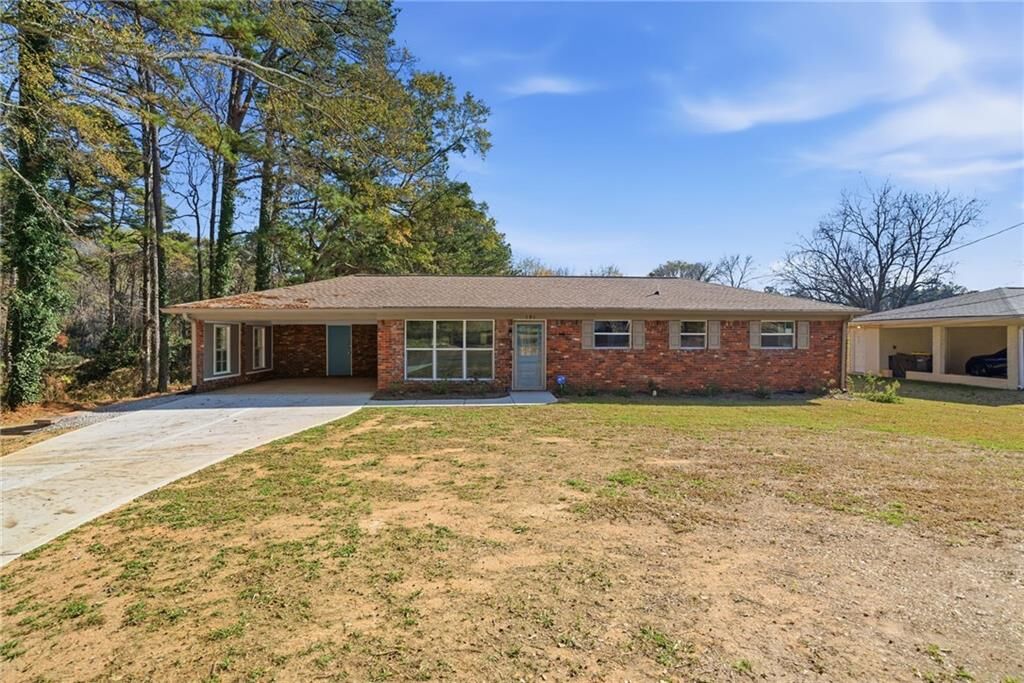 Property Photo:  191 Pine Street NE  GA 30213 