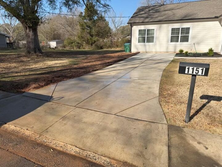 Property Photo:  1151 Pontiac Circle  GA 30168 