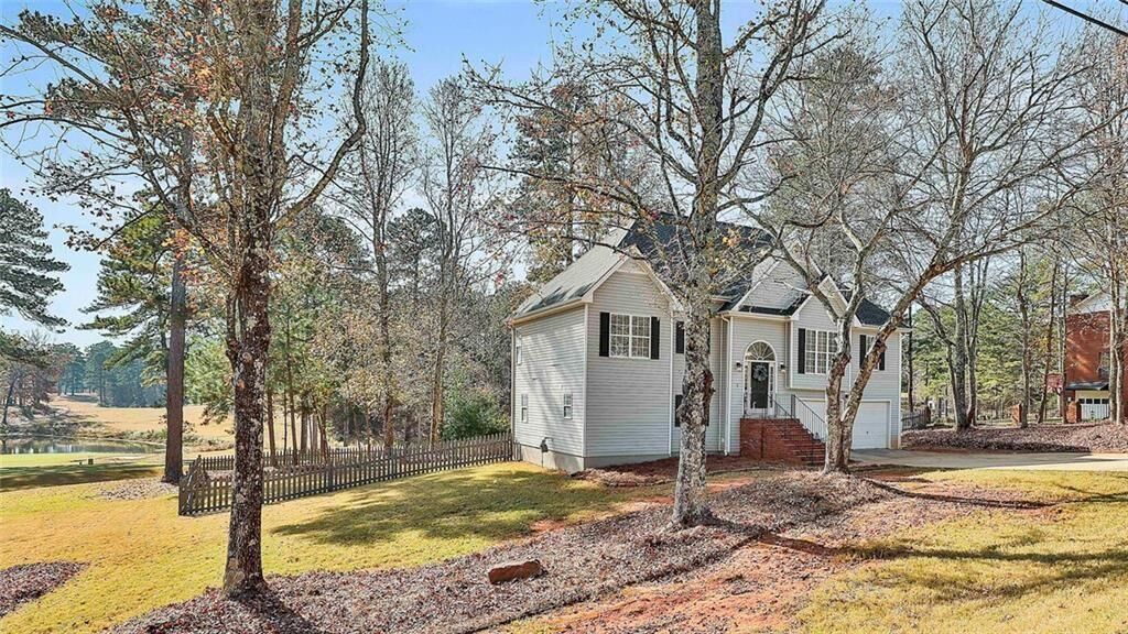 Property Photo:  8903 E Carroll Road  GA 30187 